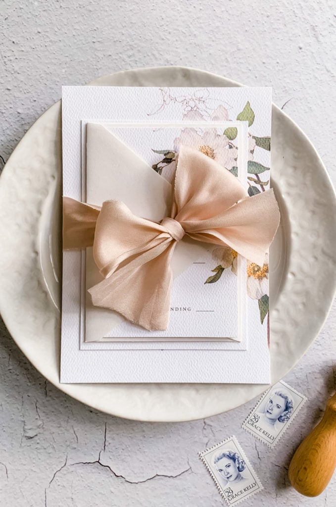 6 ways to display your wedding invitations